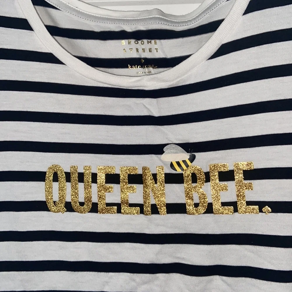 ♠️ Kate Spade Queen Bee Tee ♠️ - Picture 2 of 5